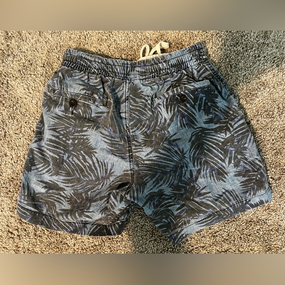 JCrew Dock short in indigo palm print summer in size XS - Picture 3 of 3